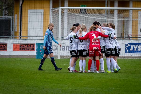 2026-04-25 Husqvarna FF - Örebro SK